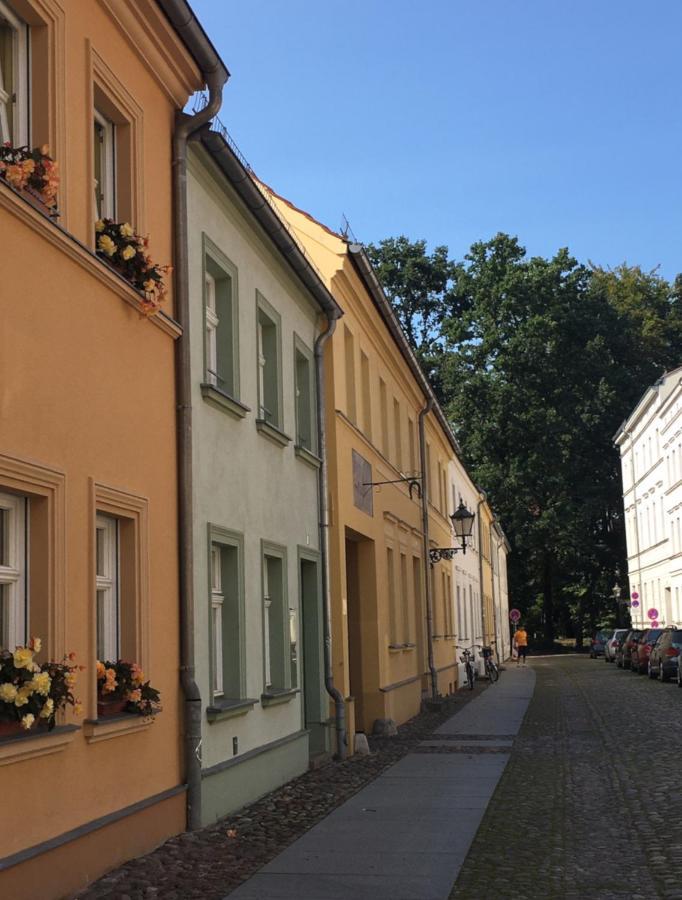 Travel Art Boardinghouse Aparthotel Neuruppin Eksteriør bilde